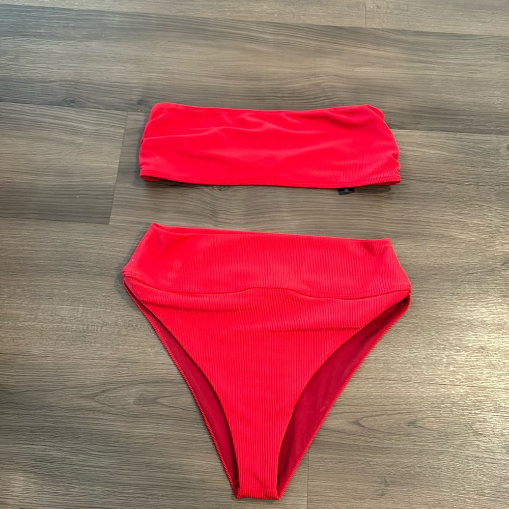 Beach Riot High waisted bottoms and strapless top Size M